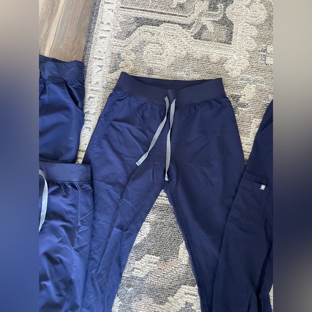 Navy Blue figs scrub Pants - Set of 4 - Picture 6 of 6